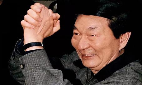 朱总理在卸任前，仍担心几个问题，多年过去哪些问题得到了应验？
“铁面总理”朱镕基