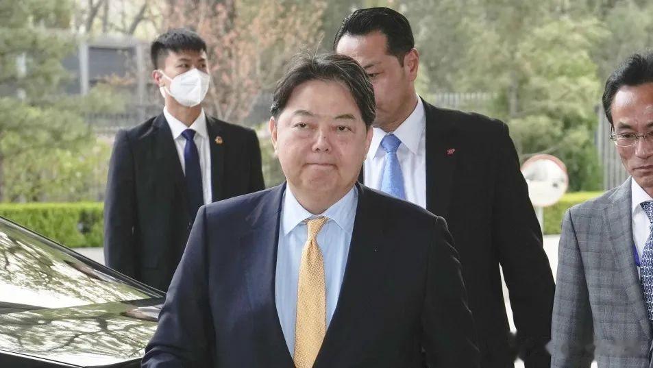 日本外相林芳正真的是来也匆匆，去也匆匆。作为时隔三年第一次来华访问的日本外相仅仅