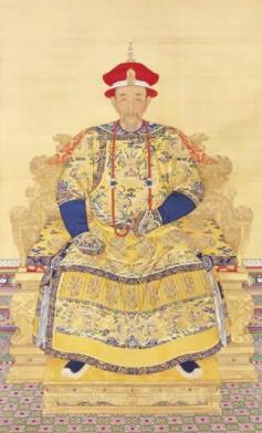 “求求你，放过我的孩子”。

面对建宁公主的苦苦哀求，康熙眼都没有眨一下，冷冰冰