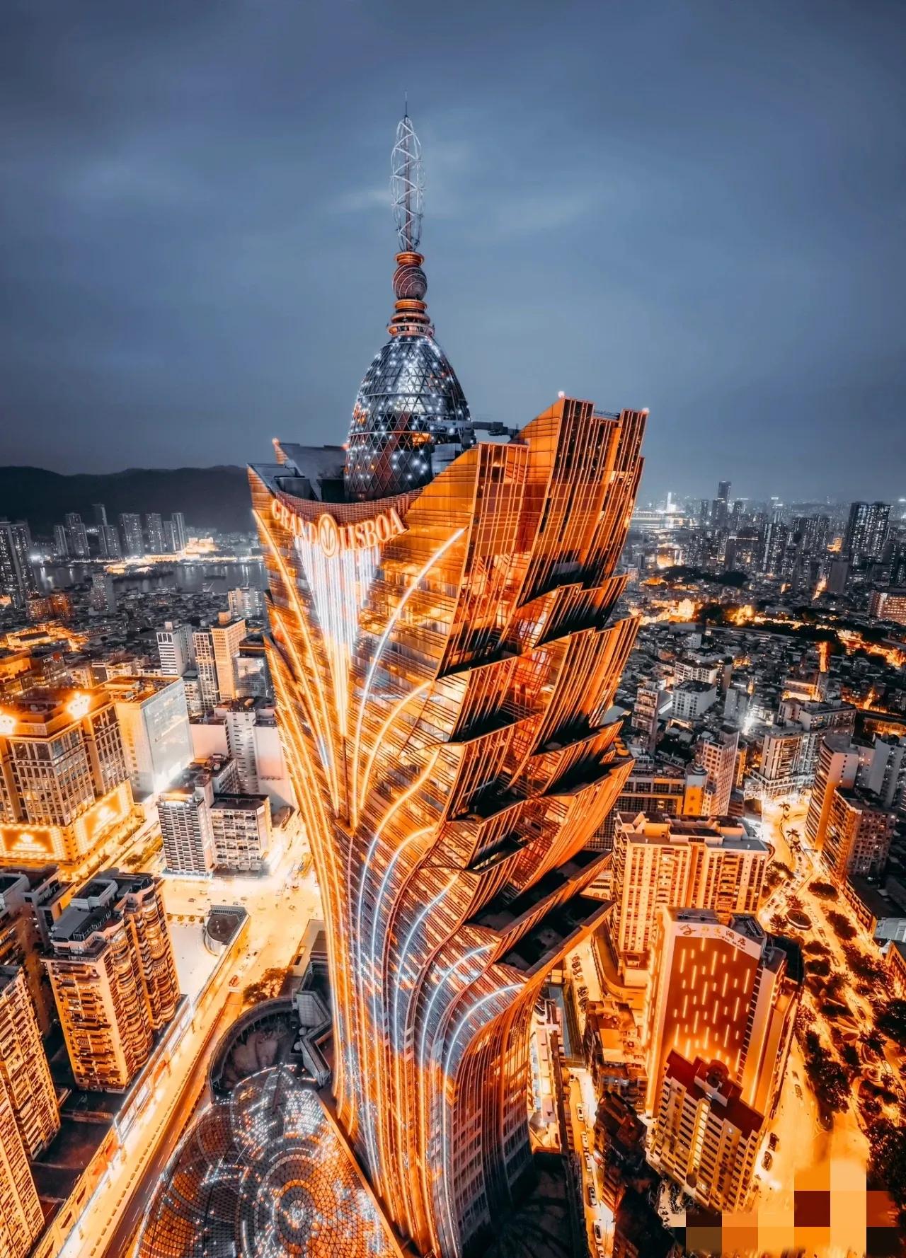 极具视觉冲击力及未来感的都市夜景，你知道都是哪吗？有些角度你绝对不知道在哪拍的。