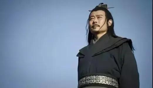  
首先说张良，张良出身韩国相门，祖上五代人在韩国做丞相，如果不是秦灭韩，韩国的