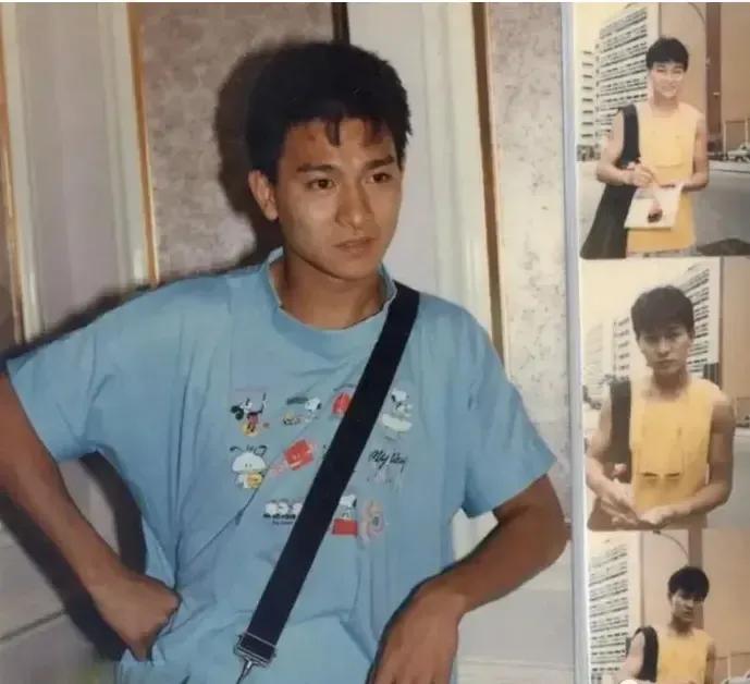 刘德华罕见的学生照片，皮肤黝黑，五官帅气，估计当时班级里的女生们都很喜欢他吧！