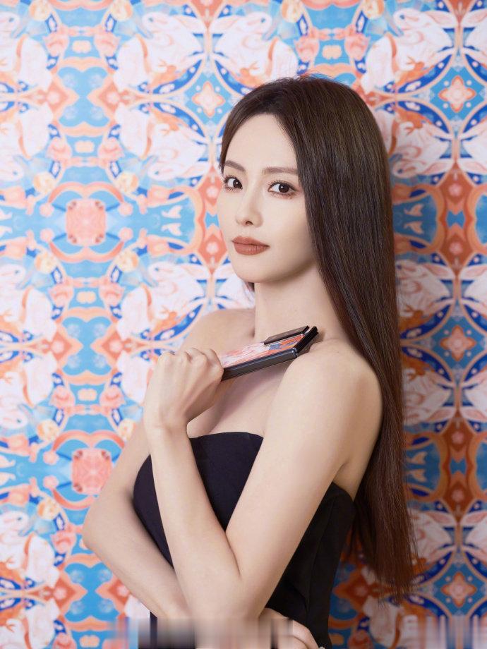 闹心的日子里，总会有不经意的小