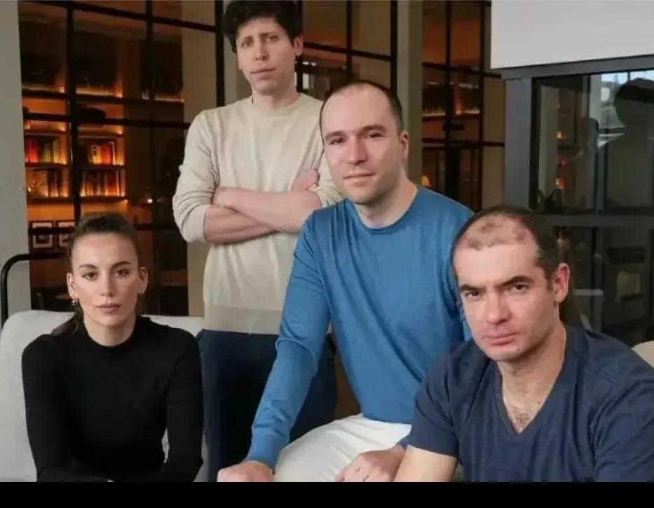最近很火的美国OpenAI，核心团队4人中，两人出生于美国，分别是董事长和首席执