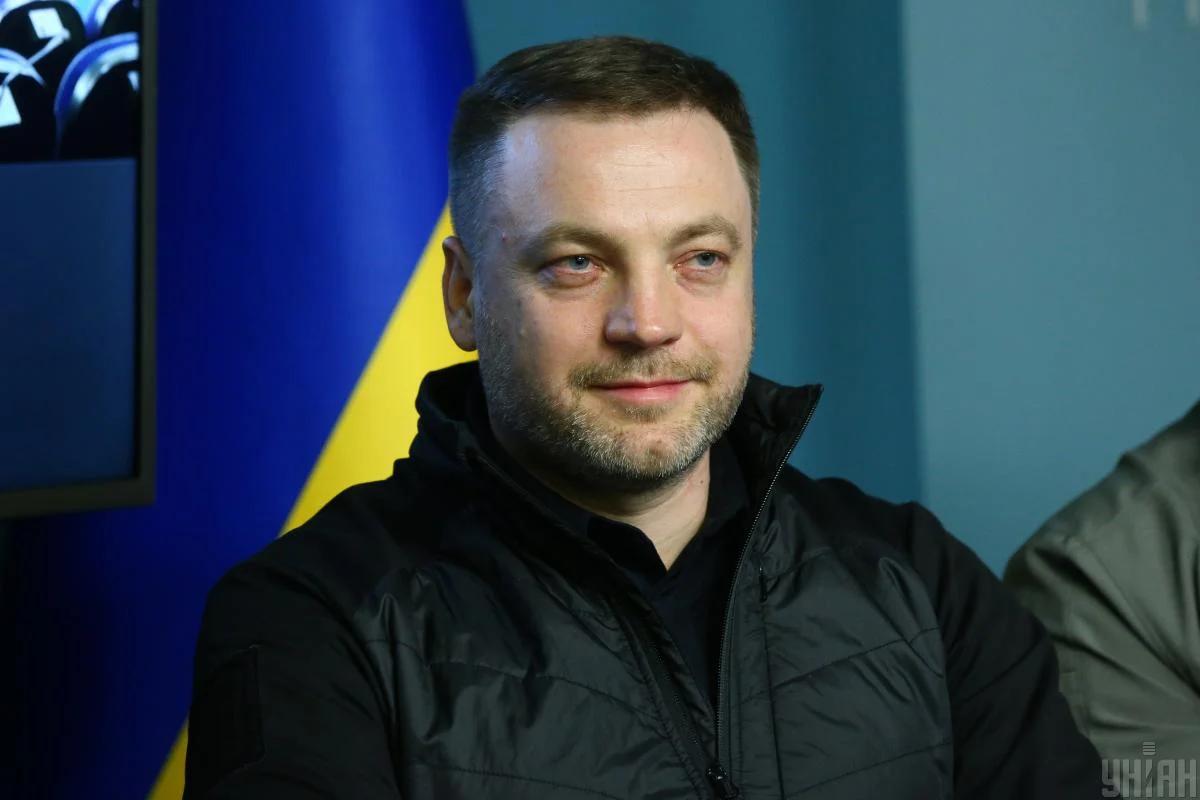 乌克兰内政部长副部长国务秘书坠