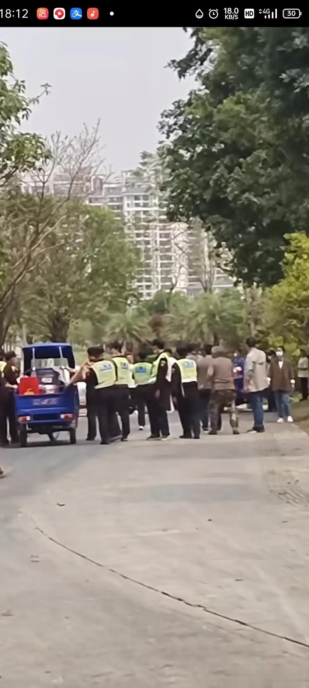 新加坡联合早报发消息称:拒绝重新安排美国国务卿布林肯重新访华的行程。

谁知道法