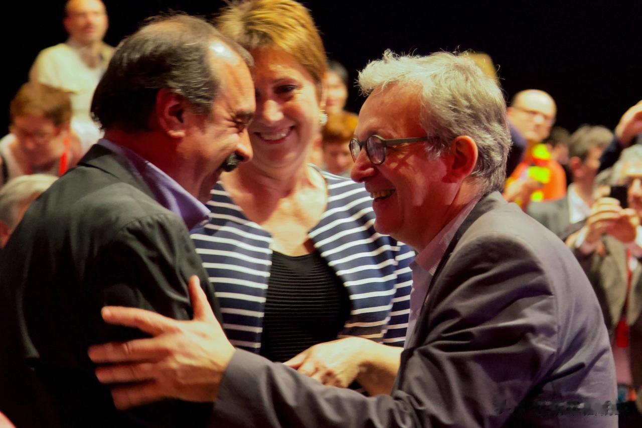 他是目前法国大规模抗议活动的领导人之一。菲利普·马丁内斯，世界最大工会的秘书长。