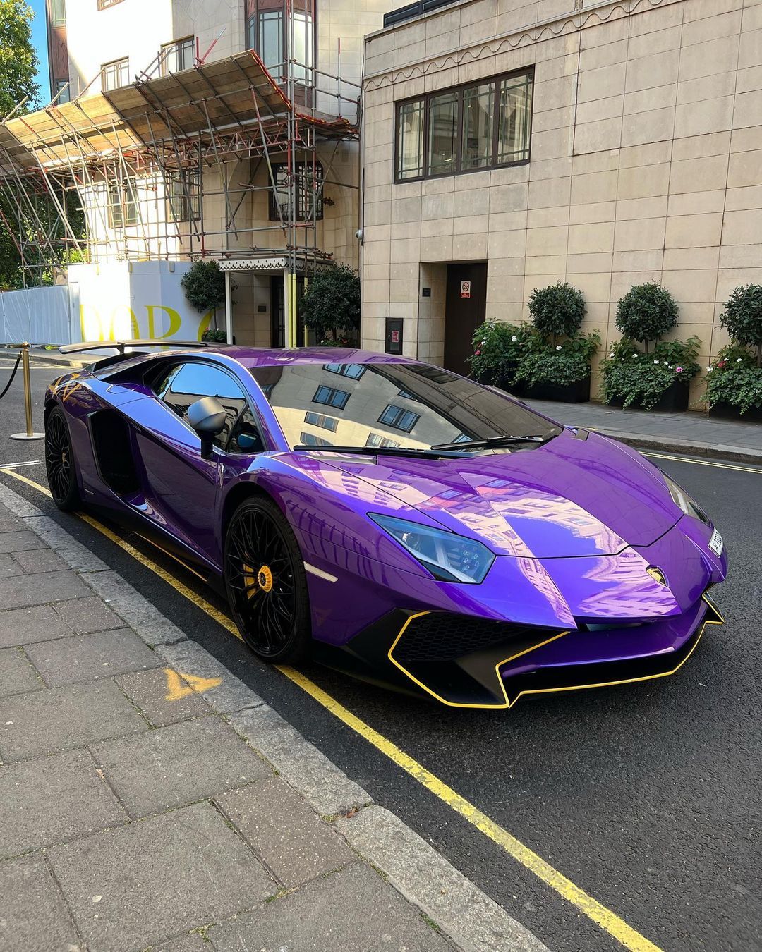 Lamborghini Ave