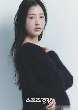 张元英姐姐张多雅也是大美人一个。真要出道了，成就不一定比妹妹低。