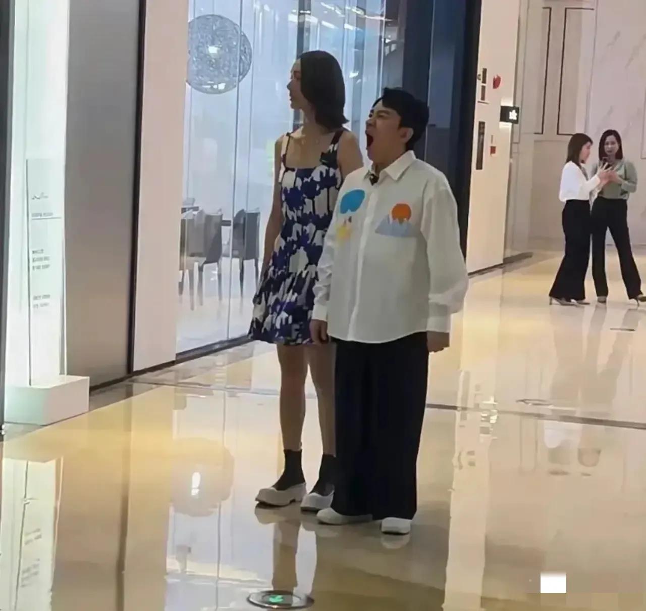 李亚男对王祖蓝也太好了吧，看把他给胖的，最少长了20斤！