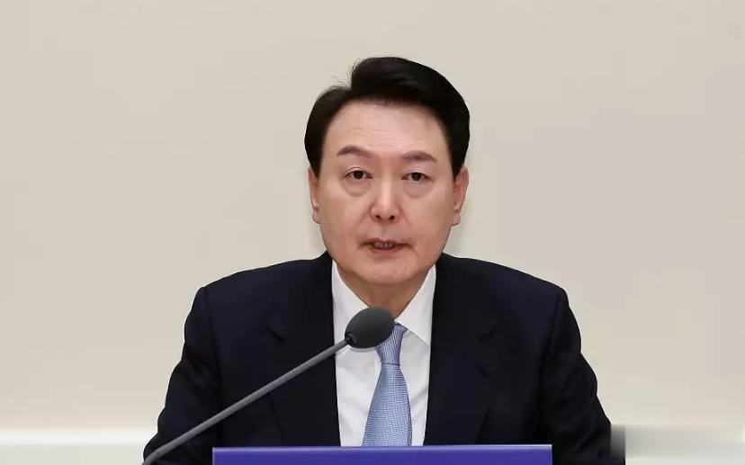 韩国总统声称要给日本赔款，令人百思不得其解。
 
近日，韩国宣布替日本支付劳工赔