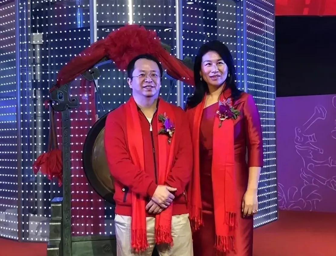 周鸿祎的离婚证实了一个所有女人都不愿意承认的事实，就是幸福和金钱真的没有关系，中