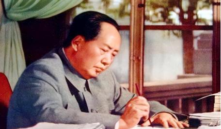1956年，毛主席对台湾做出精准预言，指出“台湾只有两条出路”
 
台湾问题是毛