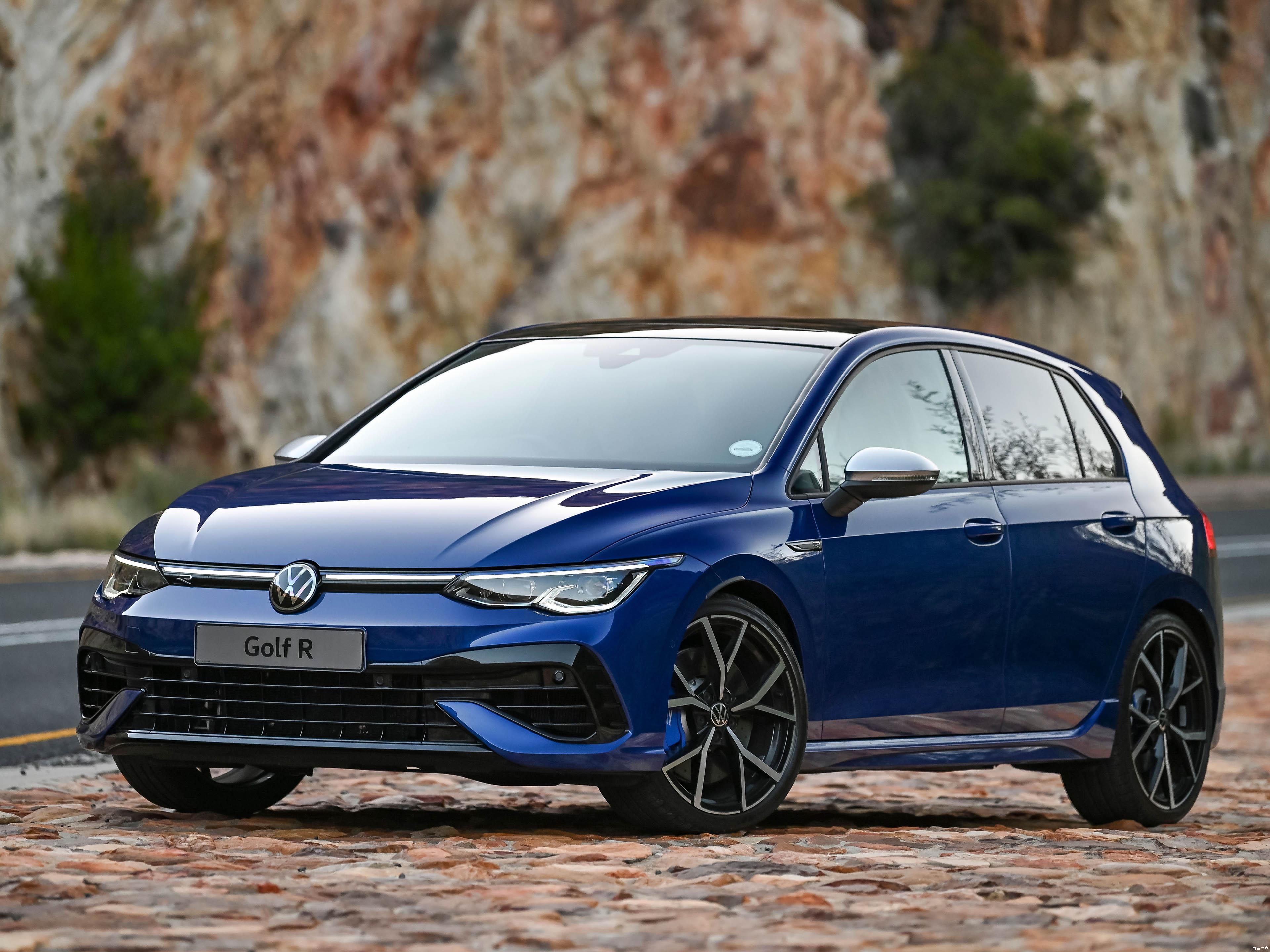 #汽车资讯# 【前驱变四驱？全新#大众高尔夫# R或将变身纯电动小钢炮】日前，有