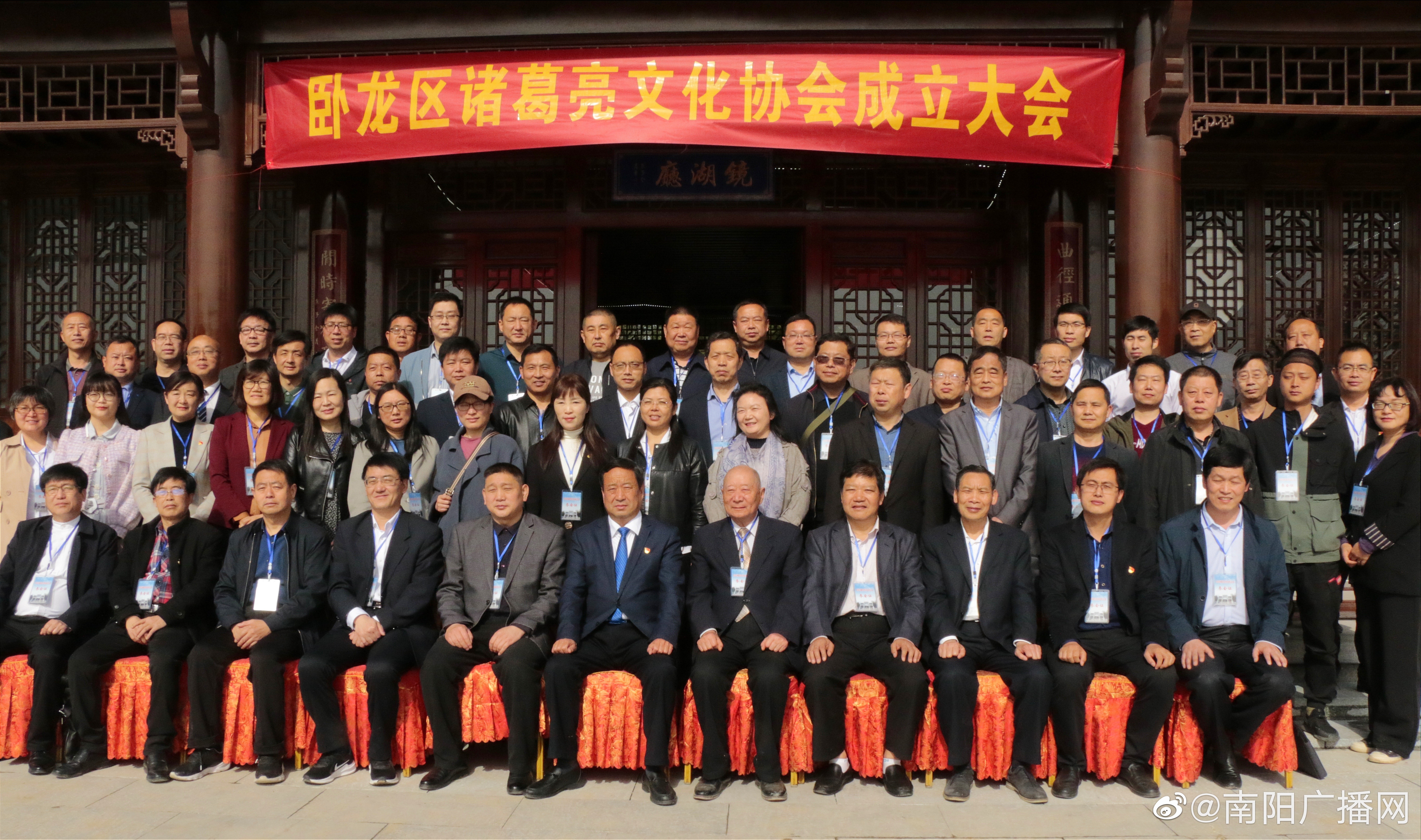 我发表了头条文章:《以人文精神