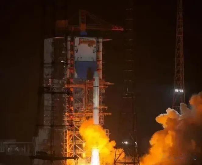 “一箭双星”发射失败！点火8分钟后偏离轨道，24.5亿全打水漂


美国的强大体