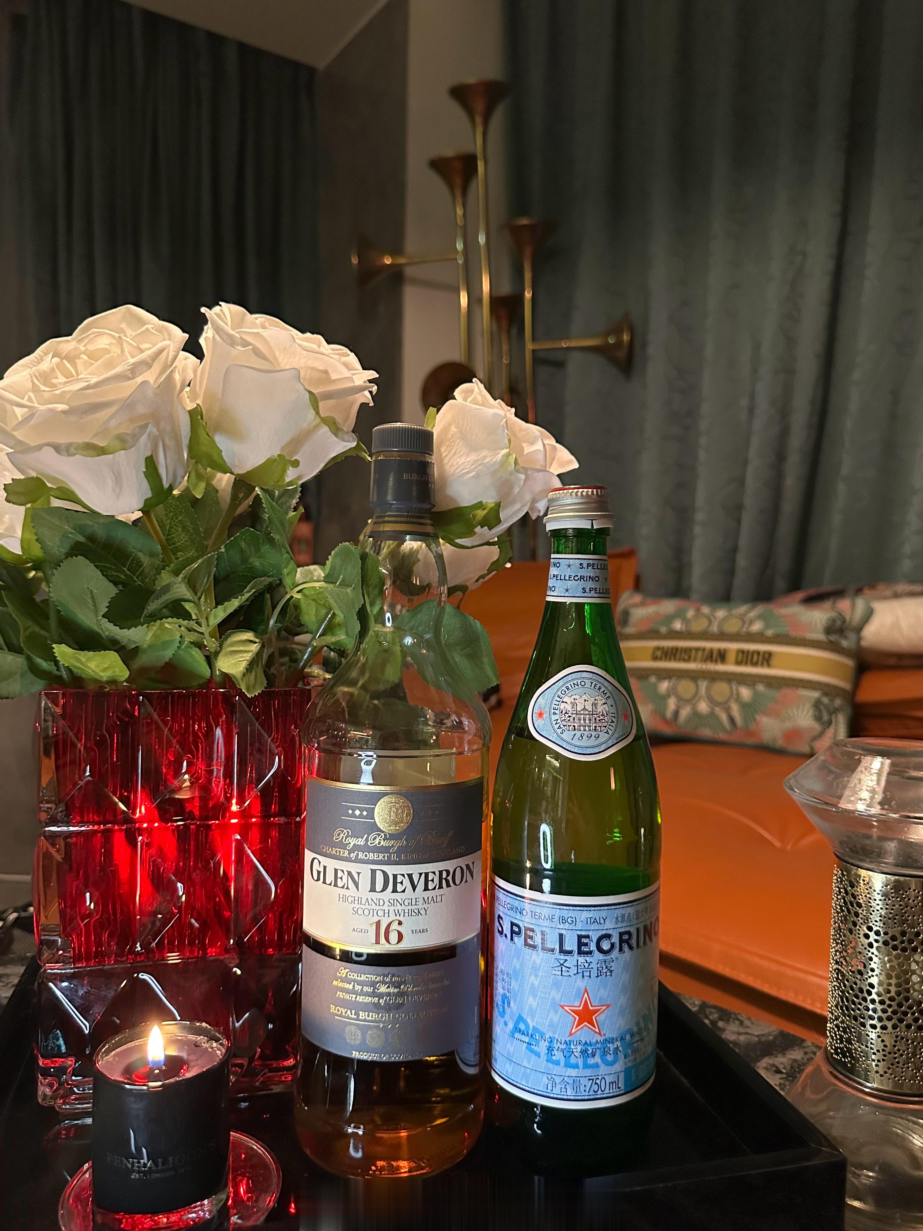 周末快乐 ​​​