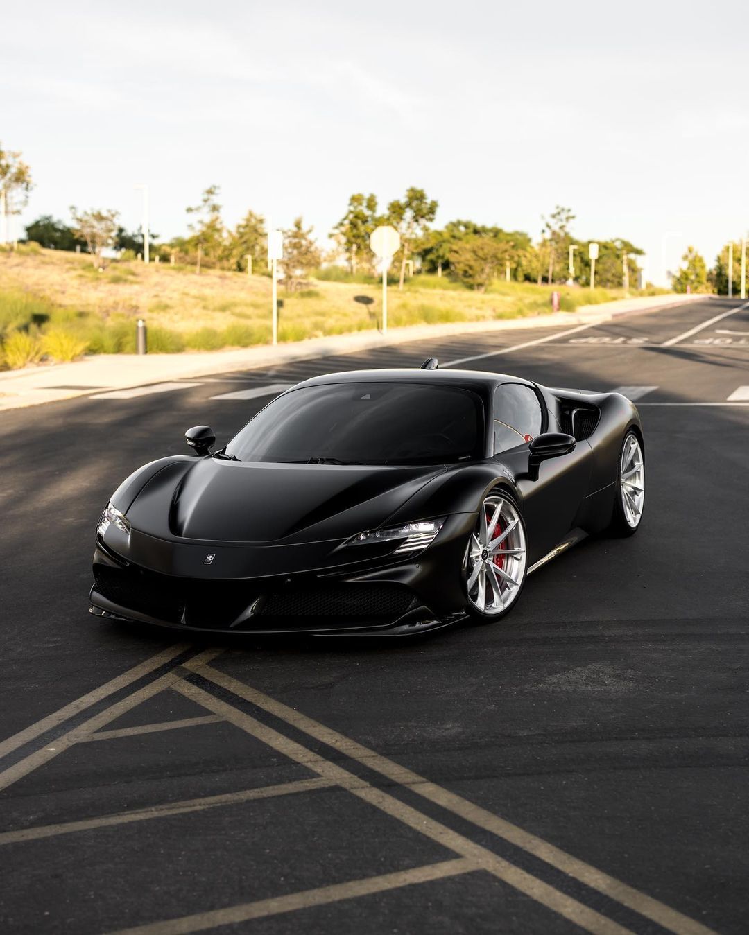 Ferrari SF90 Stradale 🖤#SF90 Stradale##