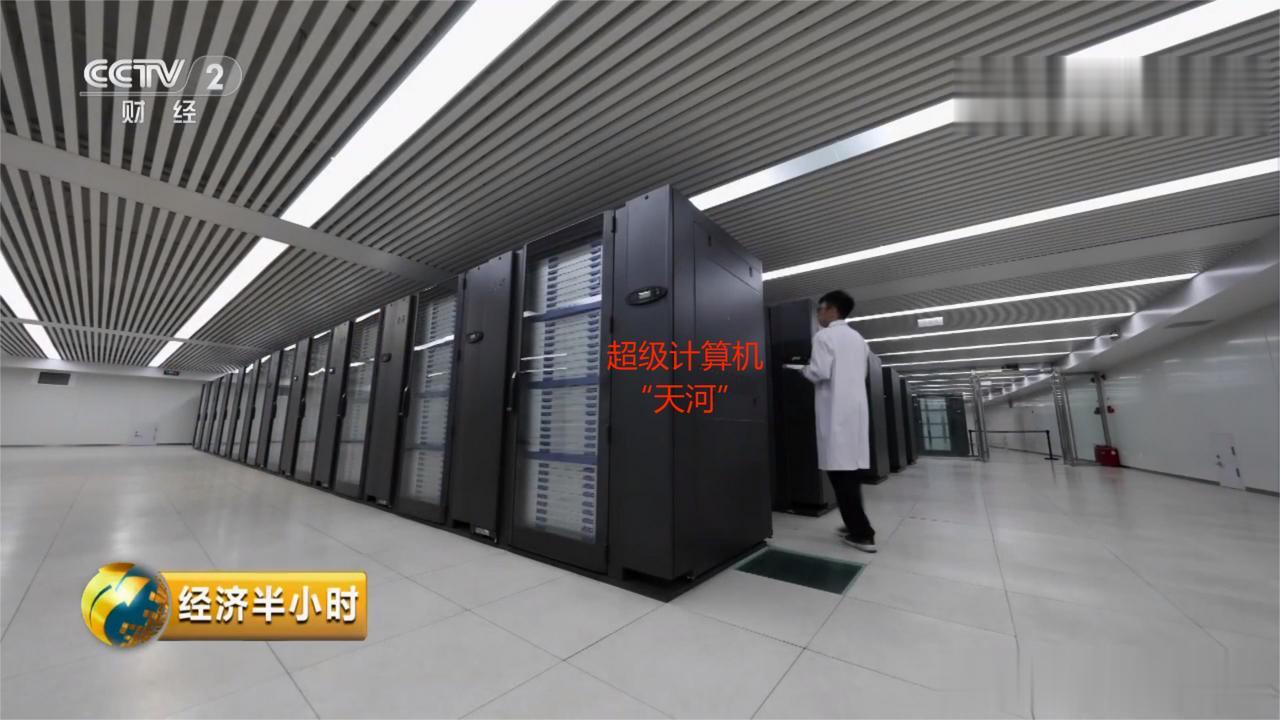 俄军之所以在乌克兰僵持至今，是因为主动放弃进攻乌克兰重点区域？
解放军著名少将金
