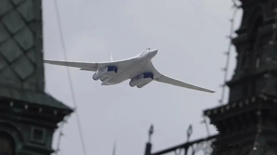 据雅虎报道，一名俄罗斯喀山航空生产联合体的前工程师于去年12月下旬叛逃到美国。
