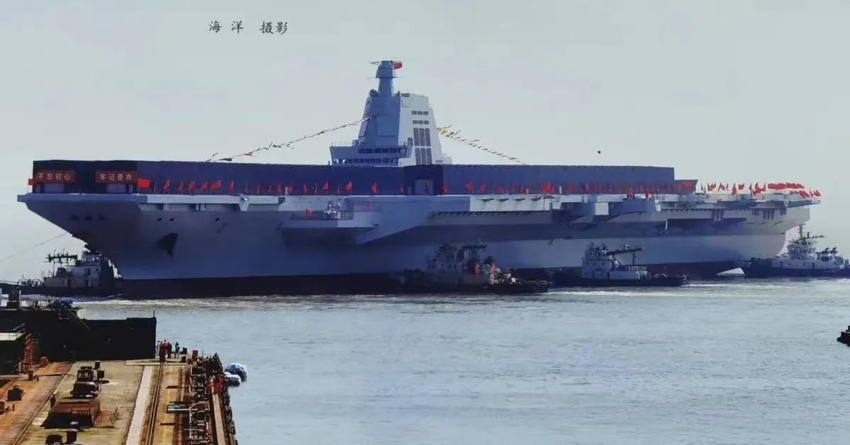 这可能是目前人类所能建造的最强大的常规武器，无论是体积还是杀伤力几乎已经到了人类