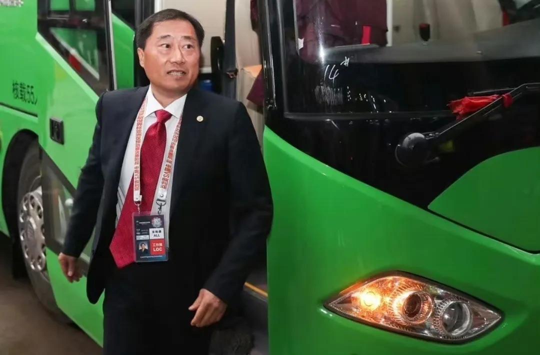中国足协又一位高官落马，或牵扯出一大片前国家队球员。


前中国足协副主席于洪臣