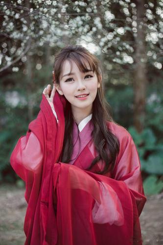 #中医话养生[超话]#女人的好身材，需要肝血充足肝与女子月经息息相关，它藏着充足
