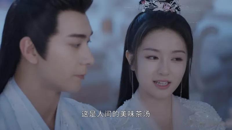 《星落凝成糖》26集的穿帮台词你注意到了吗？

玄商神君复活后，融合了三片神识的