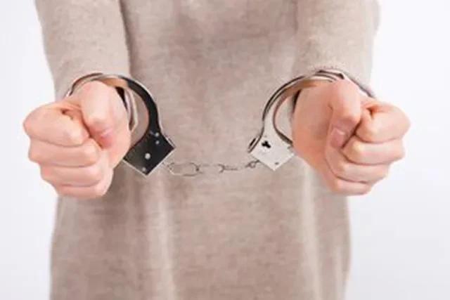 与他人发生不正当性关系，纳菲被查！

3月31日，权威媒体发布消息，云南省滇中产