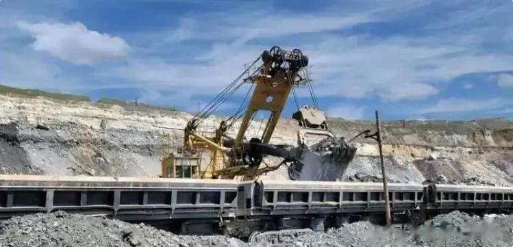 蒙古国若回归我国，会有哪些利弊，中俄边境会有何影响

在历史上很长一段时间内，蒙