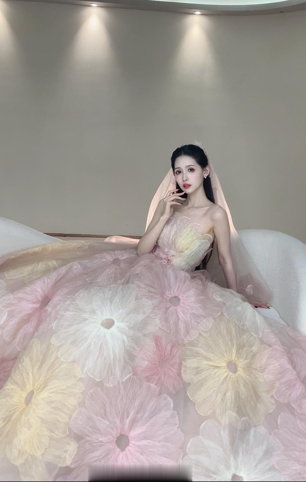 🌸  ​​​