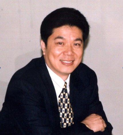 《雪城》这个电视剧是上个世纪80年代的著名电视剧，反映的是一群经历了疯狂的上山下