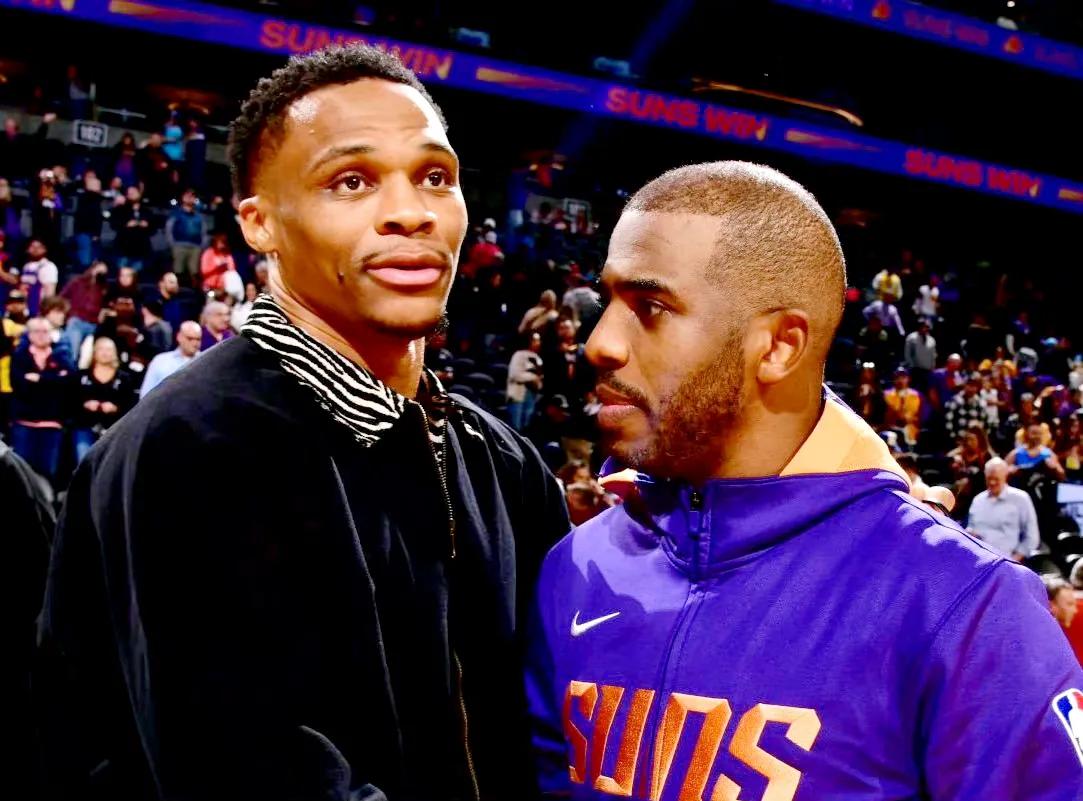 同病相怜！生涯末期颠沛流离，威少、保罗直接交锋，本赛季二人主要数据对比

威少: