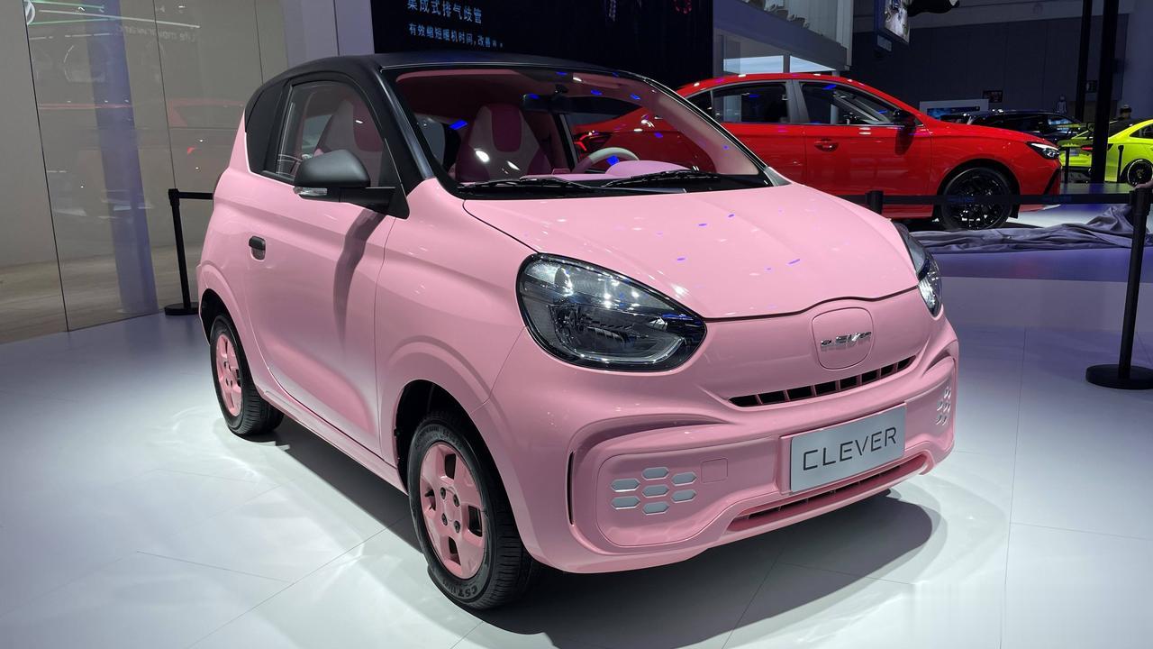 12月是7854辆，2月份就剩下12辆了，科莱威“真会玩”！根据乘联会公布的销量