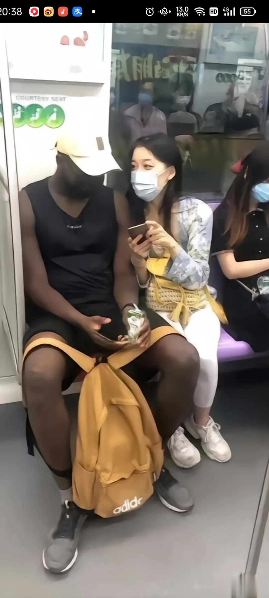 一直不明白为什么对待外国留学生要好过对于本国留学生呢？

翻开世界历史上来看，你