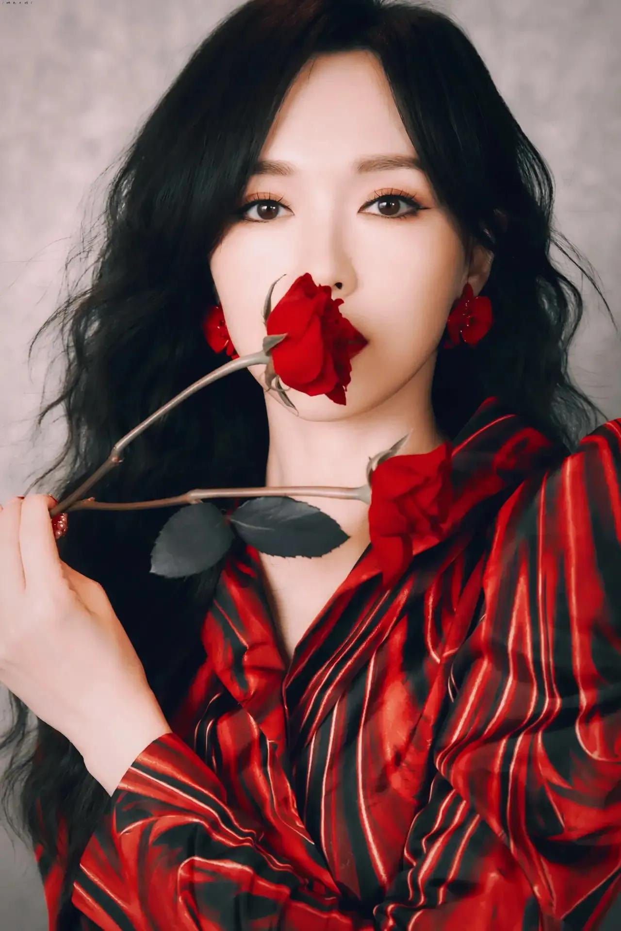 美女图集～第691期 | 唐嫣