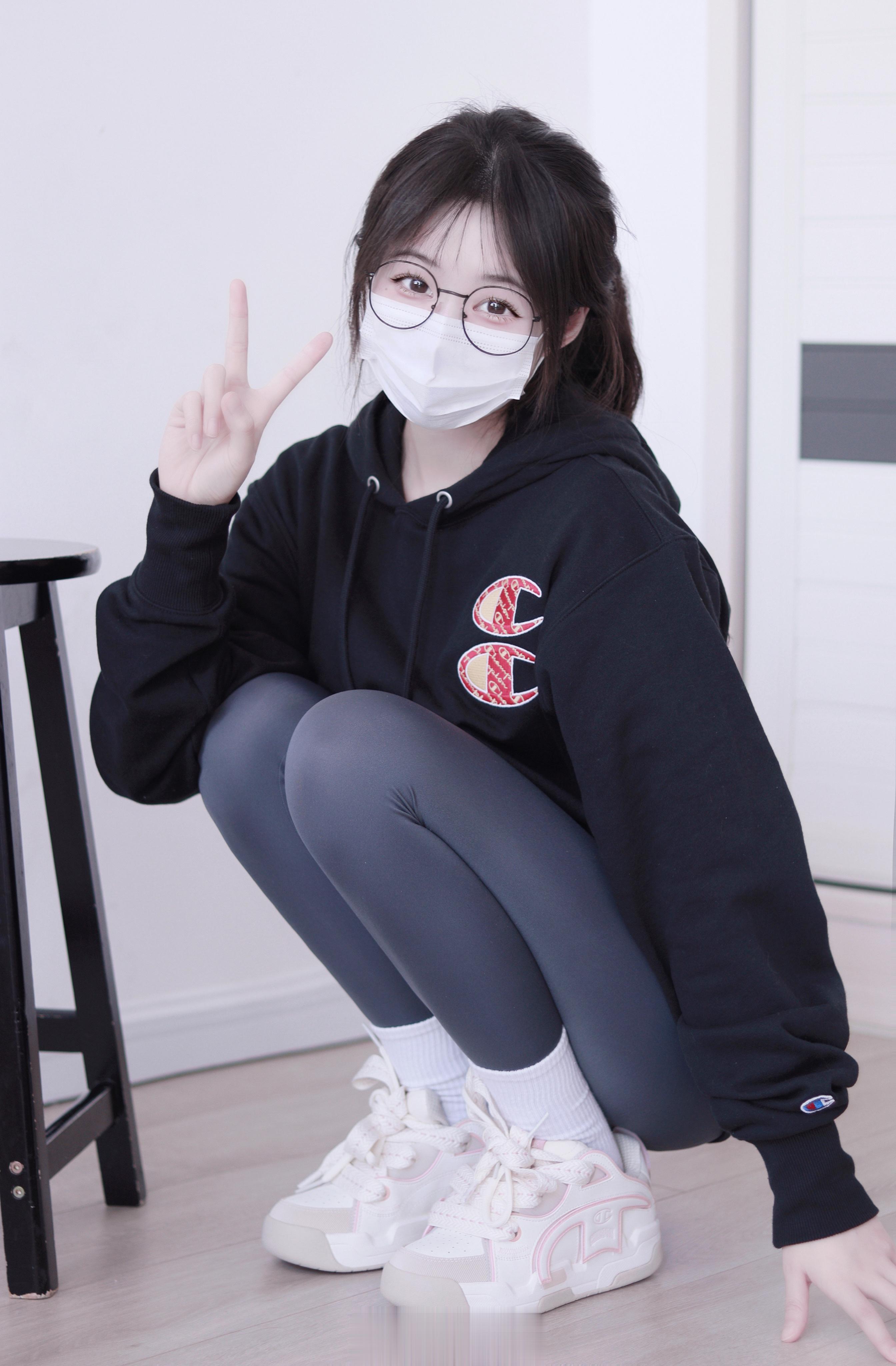 卫衣+单马尾 我的青春又回来啦