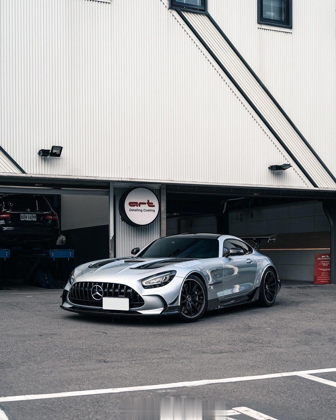 tim. autos｜Mercedes Benz AMG GT Black Se