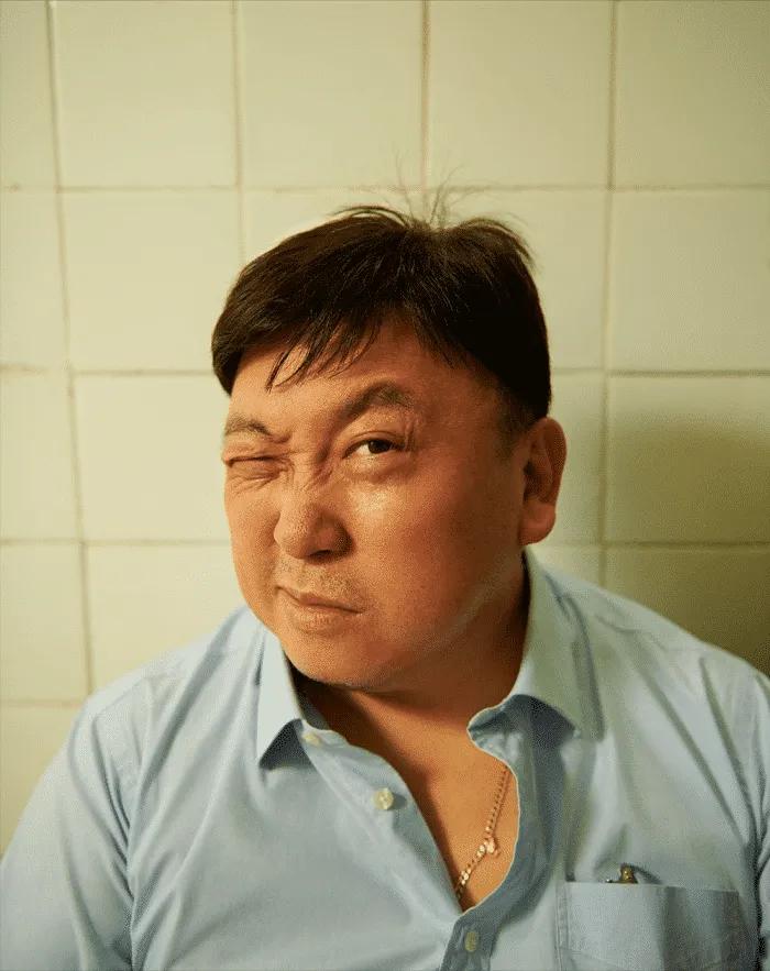 大导演真是美女见多了，连王祖贤的大长腿也挑剔了！