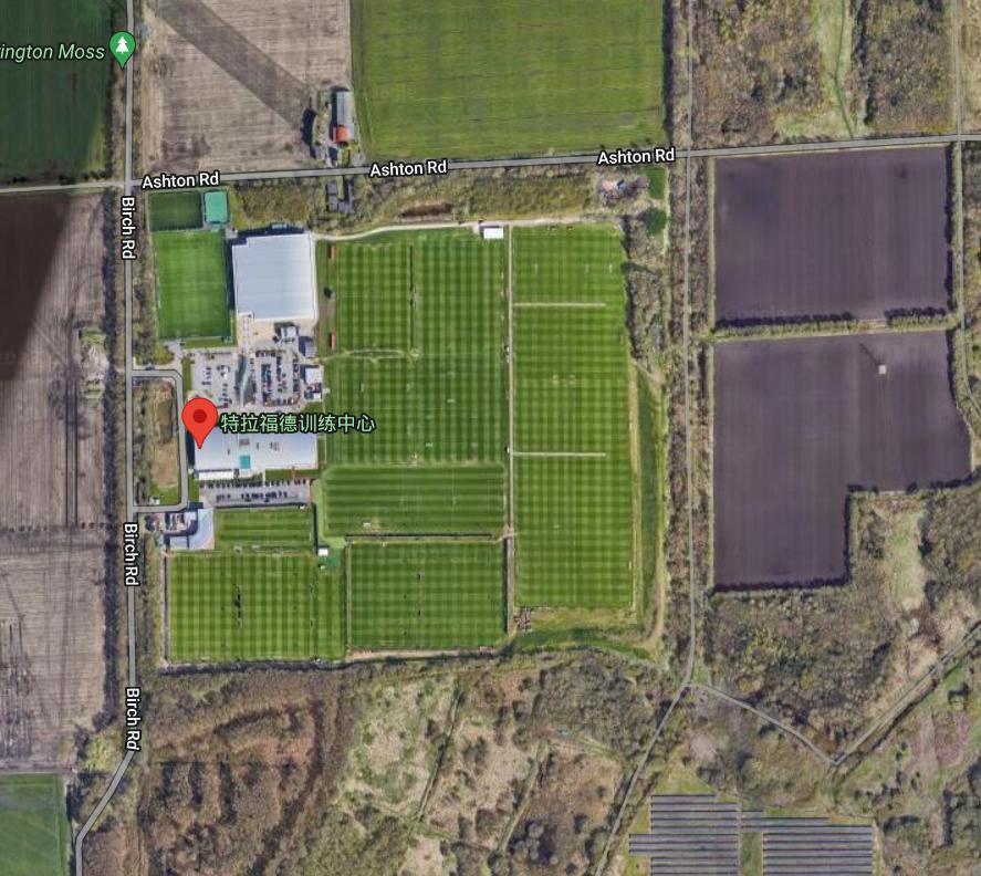 从俯瞰图上看，卡灵顿基地扩建其实有空间的，只是需要收购周围的土地，据说当地的农场