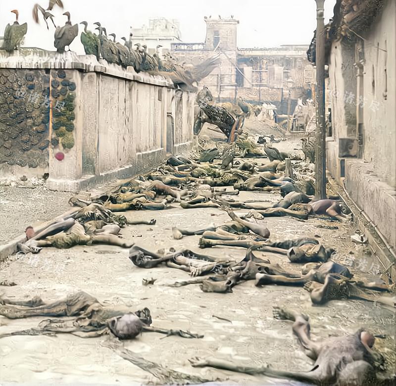 1943年，印度孟加拉大饥荒，超过300万人死于饥饿与营养不良，景象比二战战场更