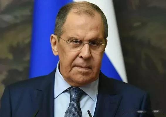 俄导弹直捣参谋部，多名北约指挥官当场死亡，乌克兰闯下大祸

来源:昆仑视野

美