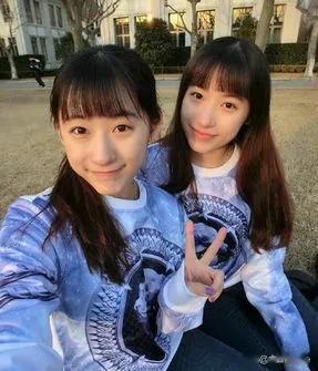 宇泽湘江高峰论坛在香港举行，很多名人都来参加。据悉，本次活动的工作人员汇集了投资