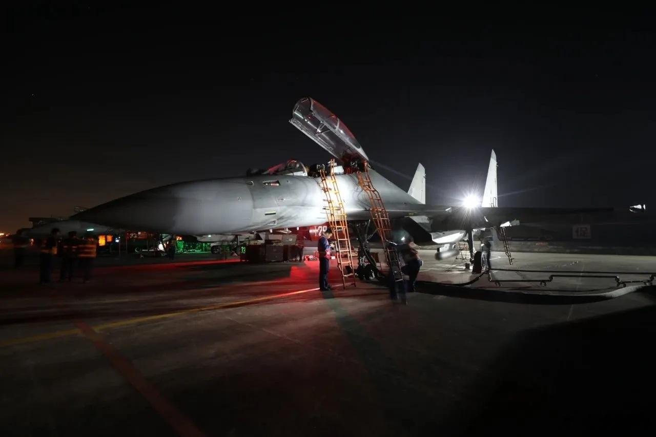 南部空军两家的石榴 ​​​