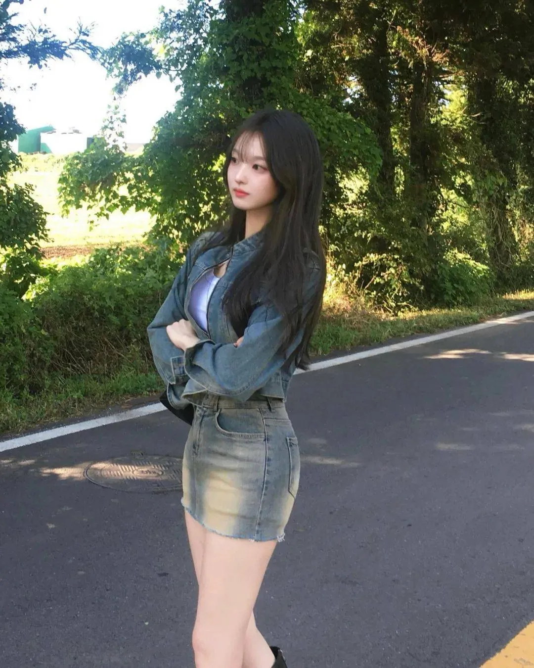 韩国超美小姐姐！又白又嫩，这超级大长腿，真的是绝了