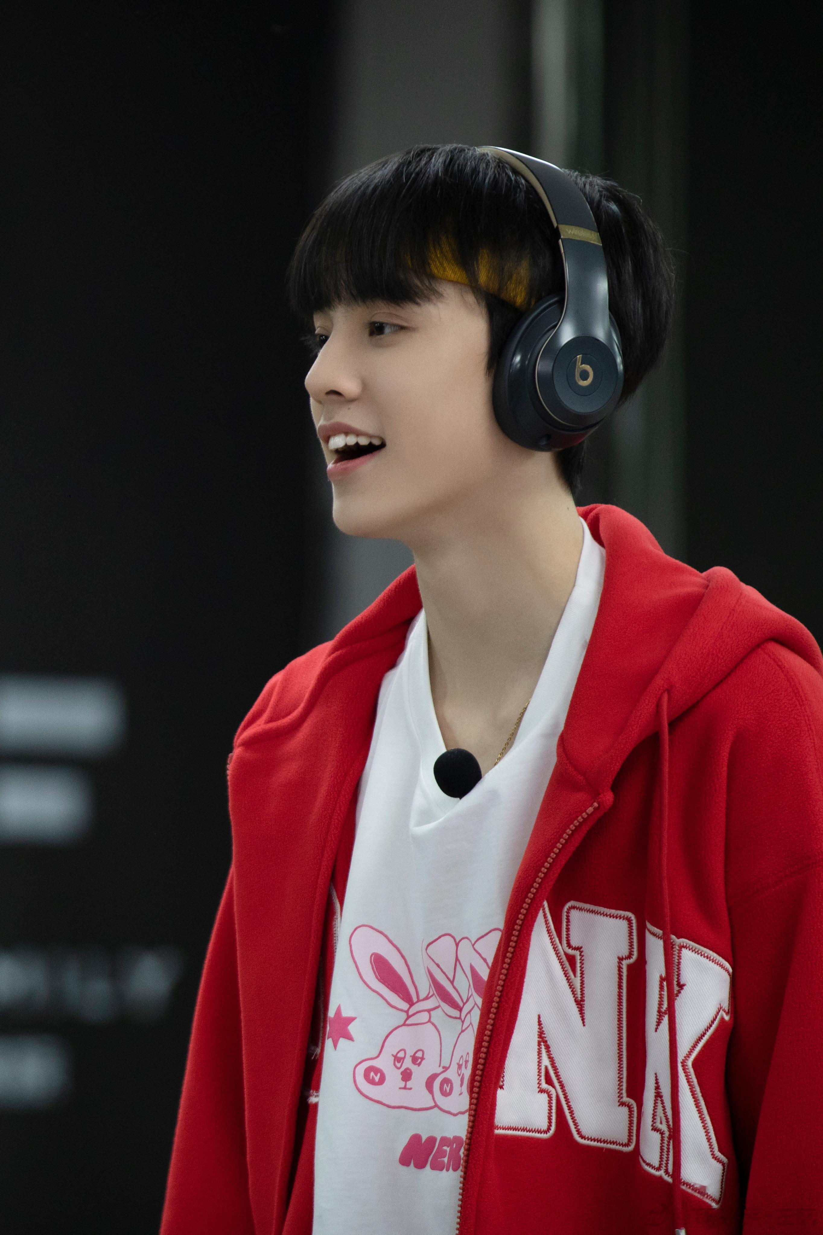 这游戏！费嗓子[笑cry]#tf家族一起去做的n件事# ​​​
