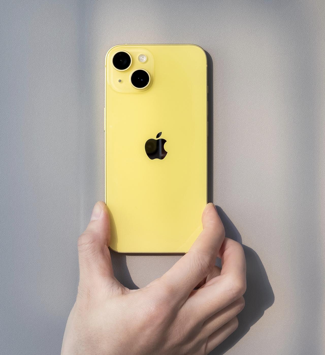 有粉丝问，是现在换新机，还是等到618再换更划算？[吃瓜群众]如果要说划算的话，