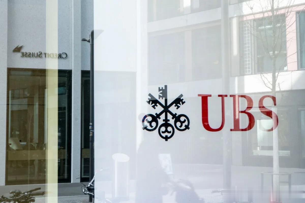 瑞士最大的金融机构瑞银集团（UBS）将收购排名第二的瑞士信贷银行(Credit 