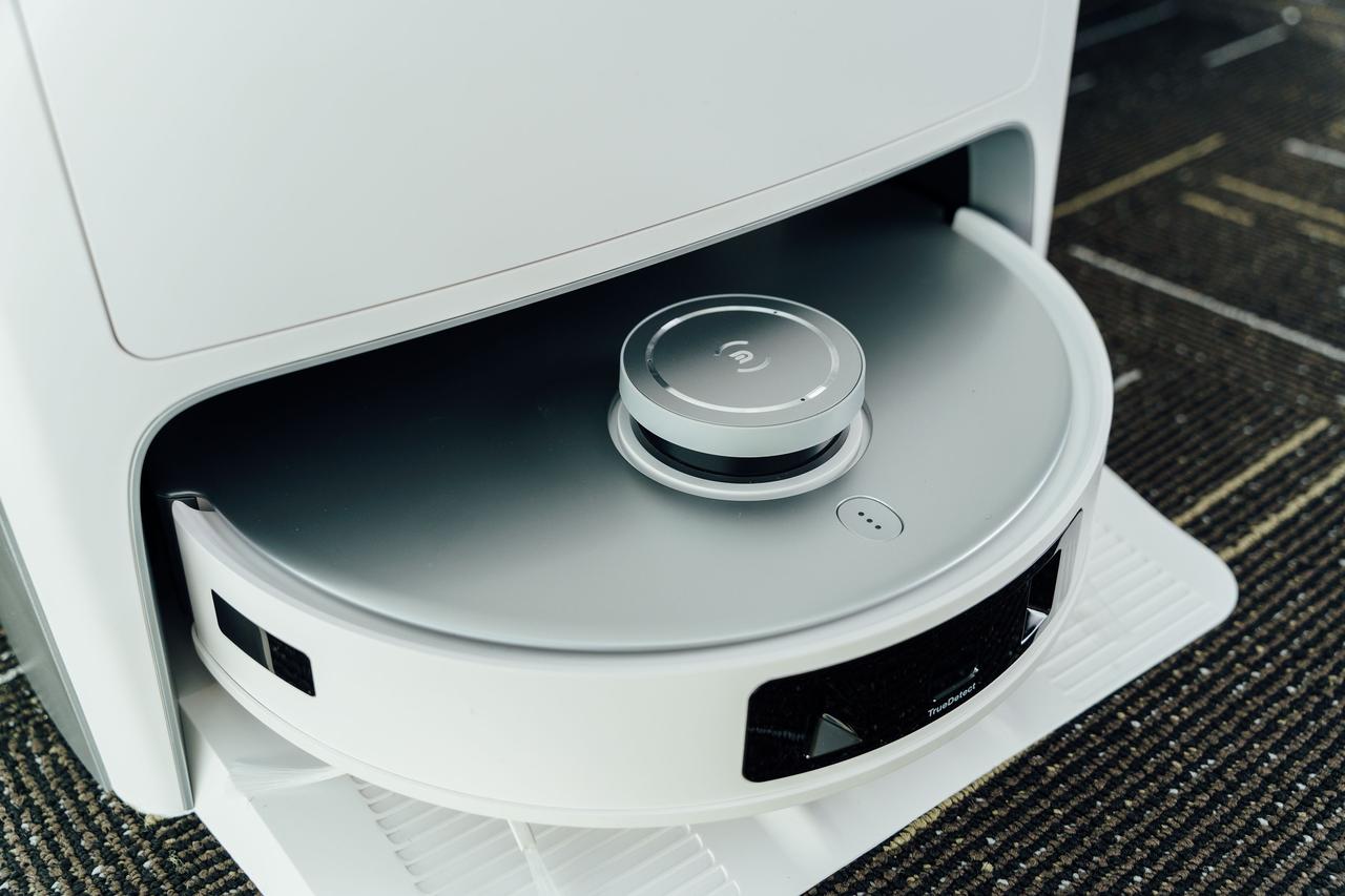 用iPhone控制扫拖一体机器人是什么体验？先说结论，真的很爽，功能齐全而且一级