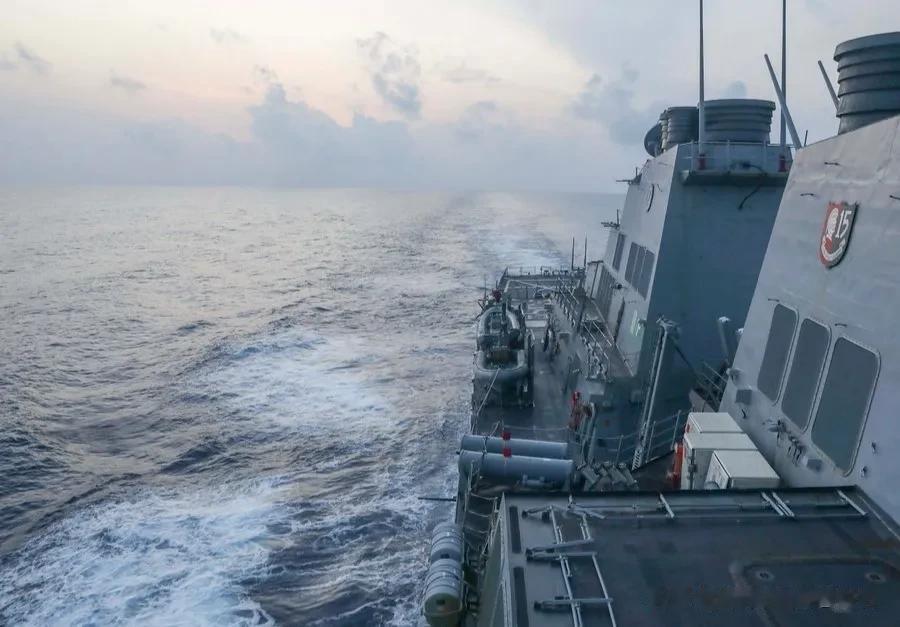 美海军“米利厄斯”号驱逐舰（USS Milius，DDG-69）今天非法闯入我南